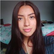 Niñera con conocimientos en historia básica